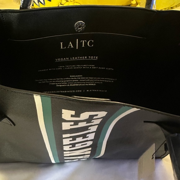 NWT LA Trading Co Black LA-NY tote - Picture 2 of 4